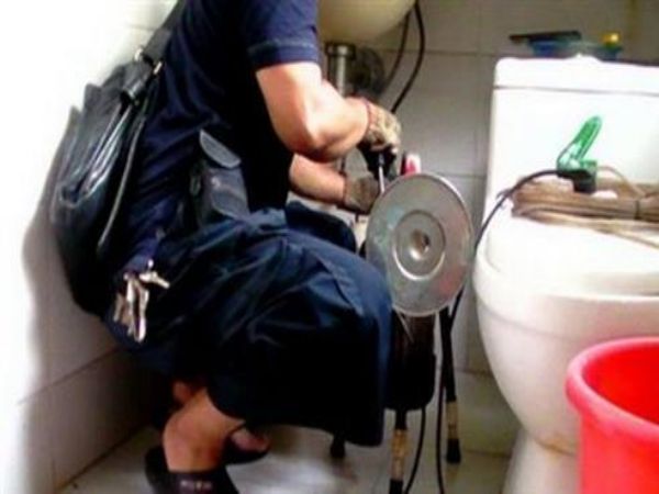 张店区疏通厨房下水道公司（商丘疏通厨房下水道电话）